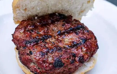 How to Grill the Perfect Burgers