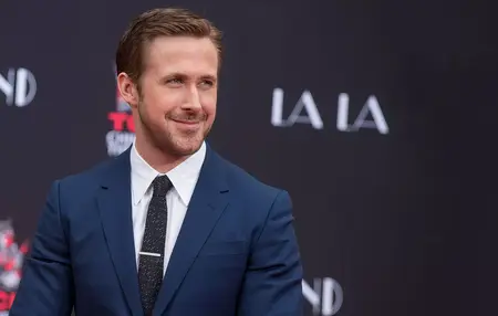 How to Use a Tie Clip