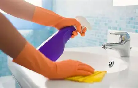 How to Clean Your Bathroom Sink