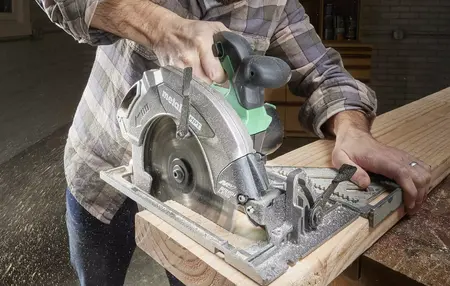 How to Use a Circular Saw
