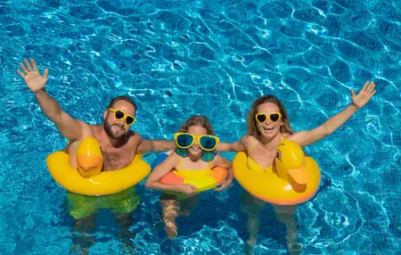 How to Throw a Great Pool Party