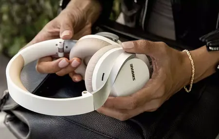 How to Use a Headphones