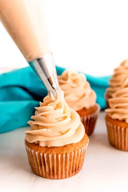 How to Make a Frosting