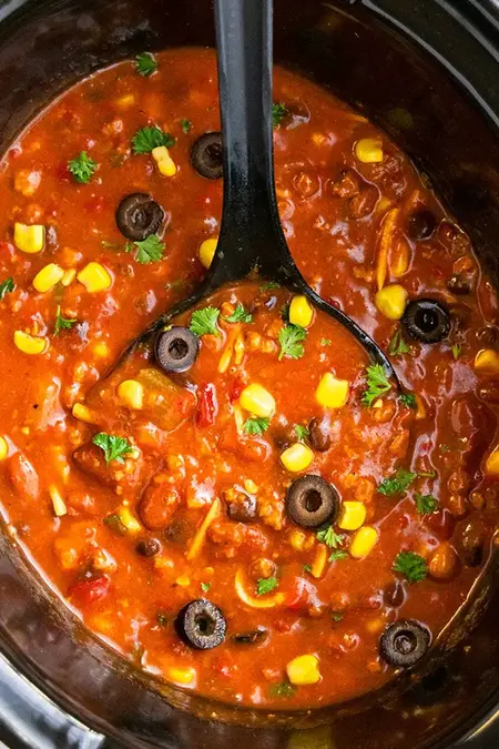 How to Make a Delicious Chili in a Slow Cooker