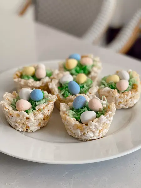 How to Make a Delicious Easter Dessert