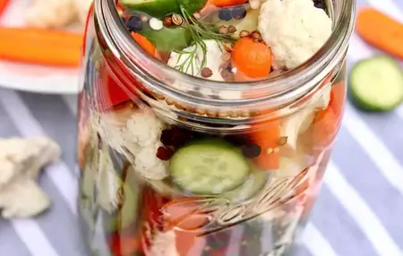 How to Make Your Own Homemade Pickles