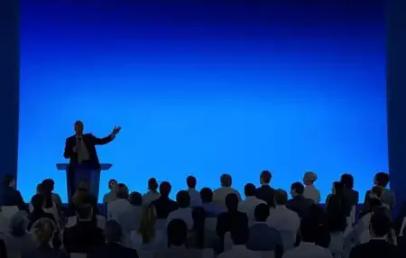 How to Give an Effective Presentation to a Large Audience