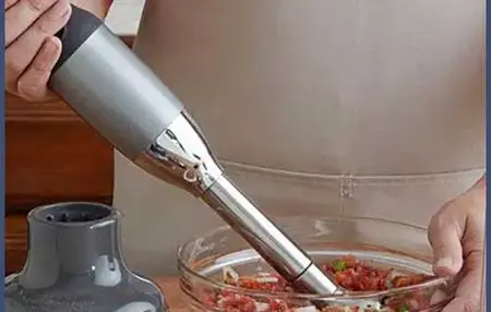 How to Use a Handheld Blender