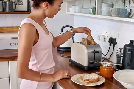How to Use a Toaster