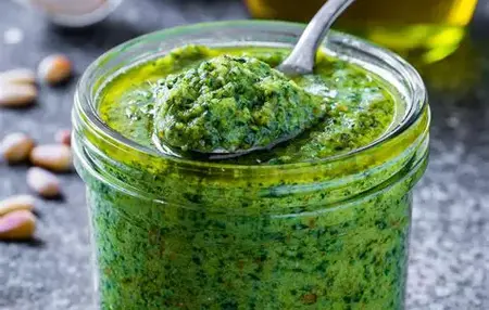 How to Make a Homemade Pesto
