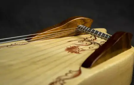 How to Learn to Play Psaltery