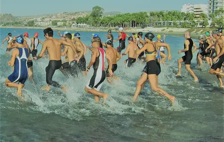 How to Train for a Swimming Race