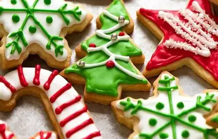 How to Make a Christmas Cookie
