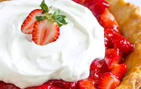 How to Make a Pie with Strawberries