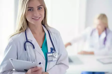 How to Build a Successful Career in the Healthcare Industry