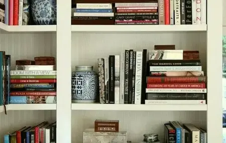 How to Style a Bookshelf