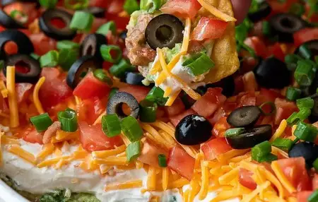 How to Host a Successful Potluck Dinner