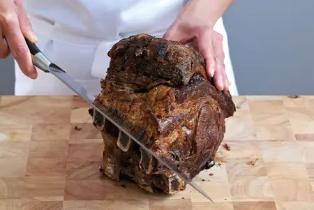 How to Carve a Roast