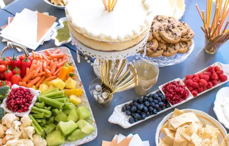 How to Throw a Great Housewarming Party