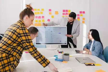 How to Learn to Use a Customer Relationship Management Tool