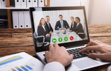 How to Use a Video Conferencing App