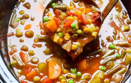 How to Make a Delicious Soup in a Slow Cooker