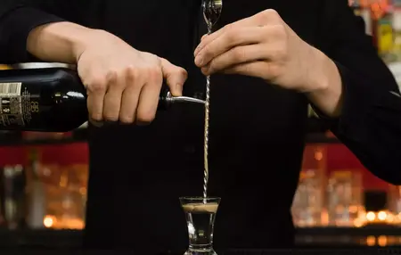 How to Use a Mixing Spoon