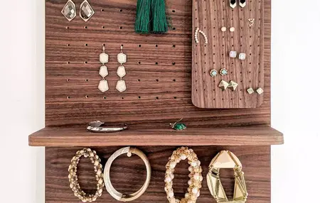 How to Create a Simple DIY Jewelry Organizer