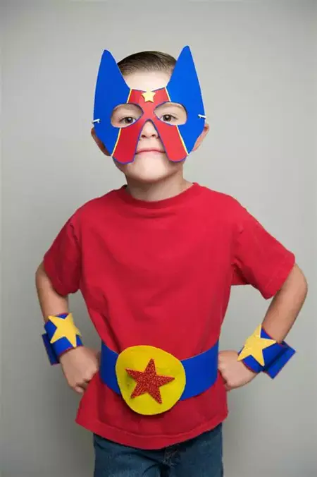 How to Make a Superhero Costume for Kids