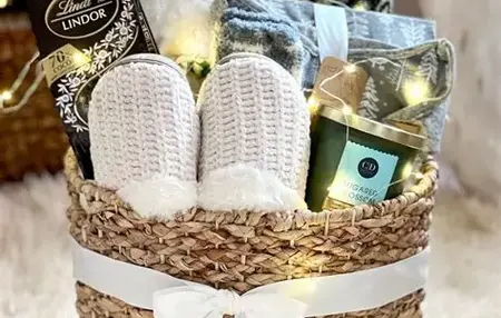 How to Make a Holiday Gift Basket