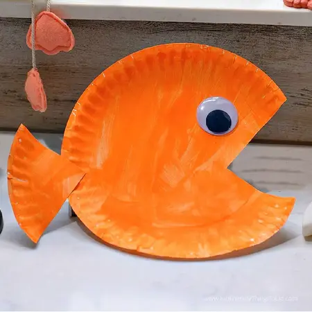 How to Make a Paper Plate Fish