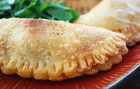How to Make a Delicious Empanada