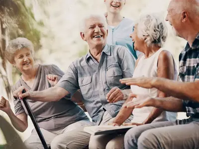 Aktualisasi Diri & Umur Panjang: Rahasia Oma Threes Emir