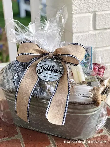 How to Create a Budget-Friendly Gift Basket