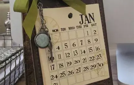 How to Make a DIY Calendar