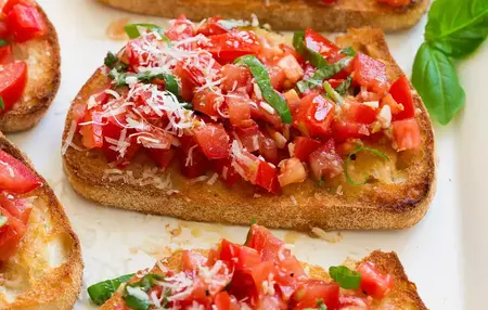 How to Make a Delicious Bruschetta