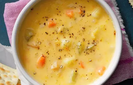 How to Make a Soup with Cheese