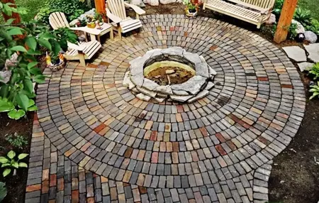 How to Design a Fire Pit