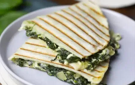 How to Make a Quesadilla with Spinach and Feta Cheese
