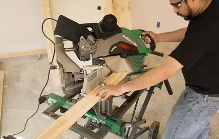 How to Use a Miter Saw for Precise Cuts