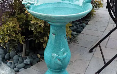 How to Make a DIY Bird Bath
