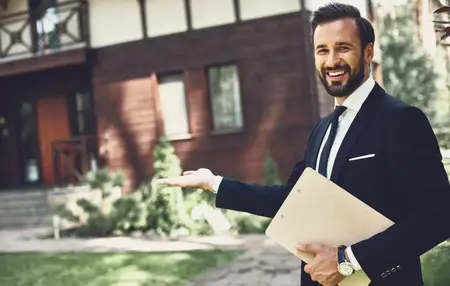 How to Build a Successful Real Estate Business