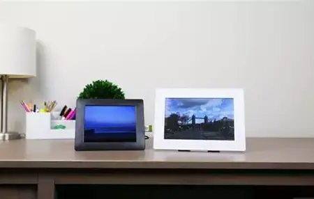 How to Use a Digital Photo Frame