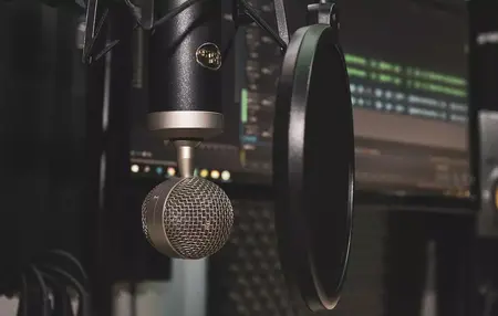 How to Use a Microphone for Recording Podcasts on Spotify