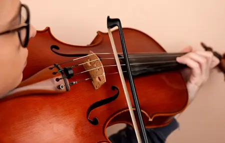 How to Learn to Play the Viola