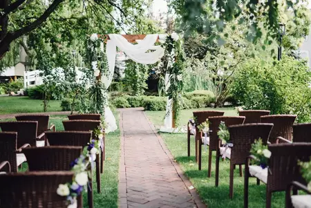 How to Plan a Backyard Wedding