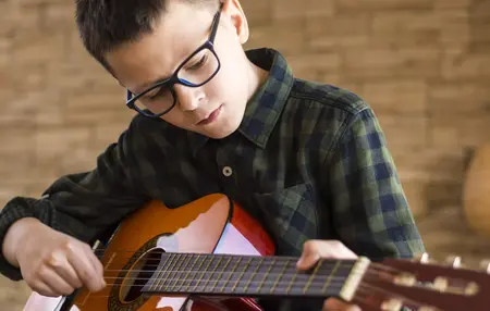 How to Learn to Play Guitar with No Experience