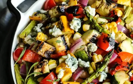 How to Make a Delicious Salad with Grilled Vegetables