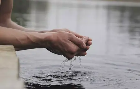 How to Find Water in the Wild