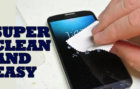 How to Clean Your Phone Screen